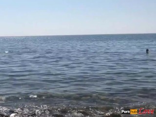 Lesbians Swim Naked in the Sea (Lily Slutty & LoveBanaxy)